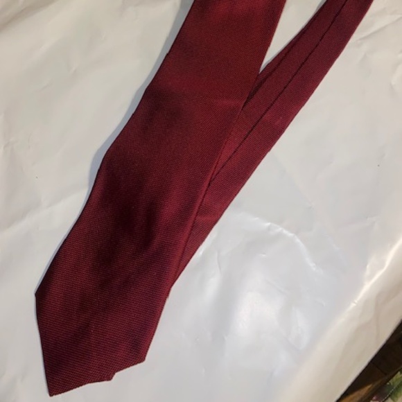 GUCCI SILK TIE - Picture 1 of 7